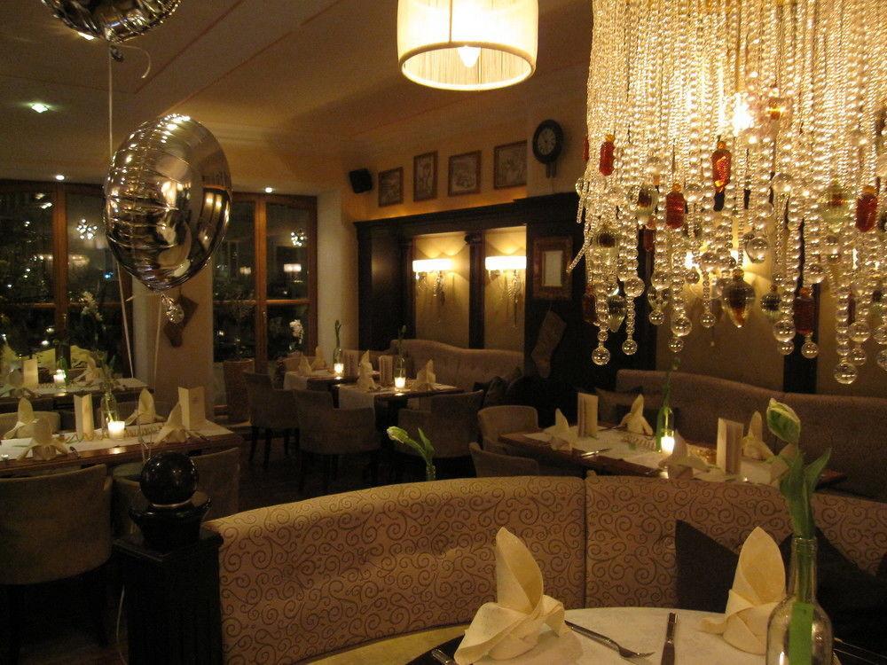 Meiser Altstadt Hotel Dinkelsbuehl Exterior photo