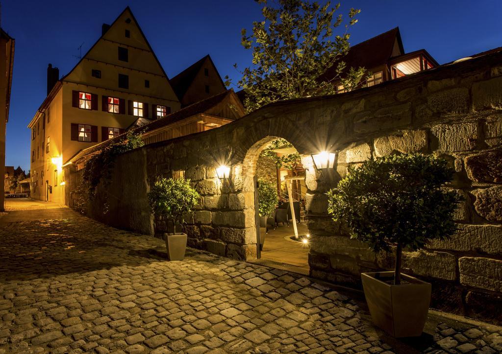 Meiser Altstadt Hotel Dinkelsbuehl Exterior photo